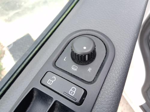 Spiegel Schalter für VW TRANSPORTER T5 Bus (7HB, 7HJ, 7EB, 7EJ) 2.0 BiTDI (180 hp) 32361734