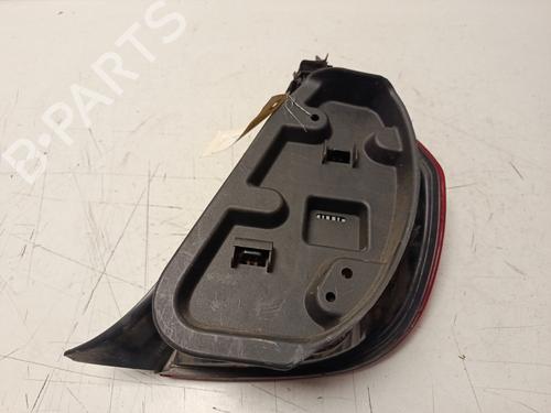 left-taillight-citroen-c5-i-dc_-2001-2002-2003-2004-2005-33635253 main image