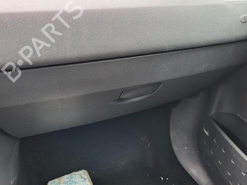 Used Glove box RENAULT MEGANE II Estate (KM0/1_) 1.9 dCi (KMRG, KM1G, KM0G, KM2C) (120 hp) 27013824