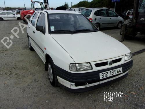Left front indicator SEAT CORDOBA Vario (6K5) 1.9 SDI | BP27022908C32 