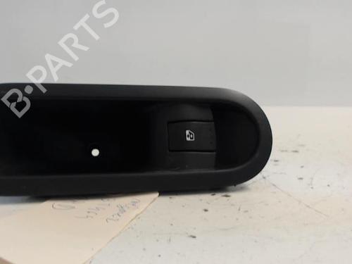 Højre bagtil elrude kontakt RENAULT MEGANE II (BM0/1_, CM0/1_) 1.5 dCi (BM1E, CM1E) (106 hp) 26982587