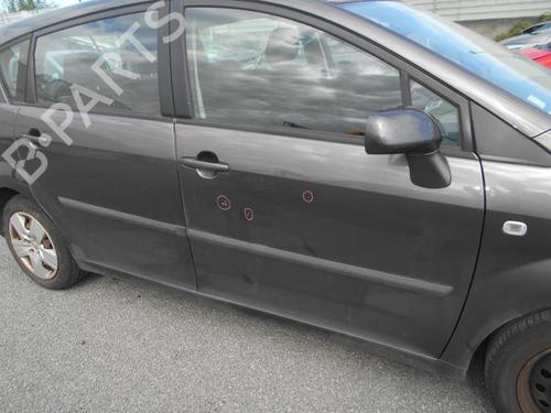 Used Right front door TOYOTA COROLLA Verso (ZER_, ZZE12_, R1_) 2.2 D-4D (AUR10_, AUR10R) (177 hp) 26992609