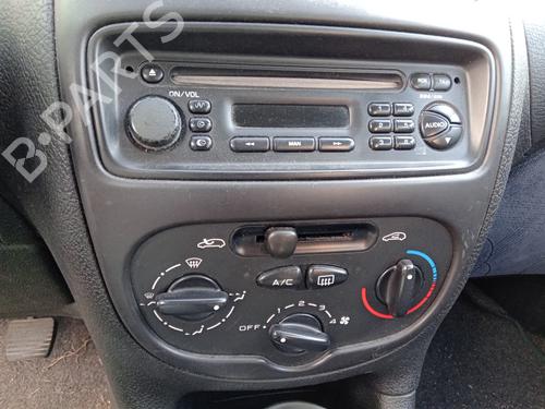 Commande Chauffage PEUGEOT 206 Hatchback (2A/C) 1.4 i (75 hp) 28814839