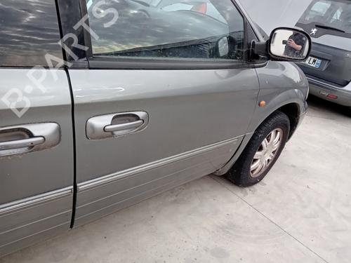 Right front door CHRYSLER VOYAGER IV (RG, RS) 2.8 CRD BP28358604C3