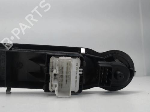Used Switch RENAULT MODUS / GRAND MODUS (F/JP0_) 1.5 dCi (JP0G, JP0H) (106 hp) 27014984