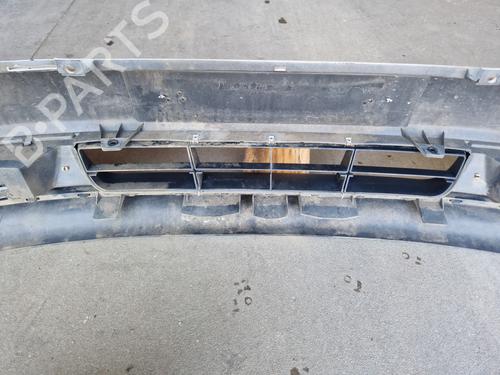 Used Front bumper Front bumper 33173630 33173630