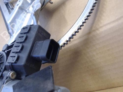 Used Front right window mechanism OPEL ZAFIRA A MPV (T98) 2.0 DTI 16V (F75) (101 hp) 26993020