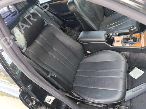 front-right-seatbelt-mercedes-benz-e-class-w210-1995-1996-1997-1998-1999-2000-2001-2002-2003-39662496 main image