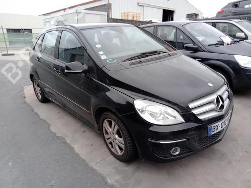 Used Front wiper motor MERCEDES-BENZ B-CLASS Sports Tourer (W245) B 180 CDI (245.207) (109 hp) 26982097