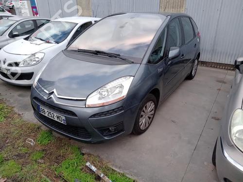 Used Left front fenders CITROËN C4 Picasso I MPV (UD_) 1.6 HDi (109 hp) 27007193