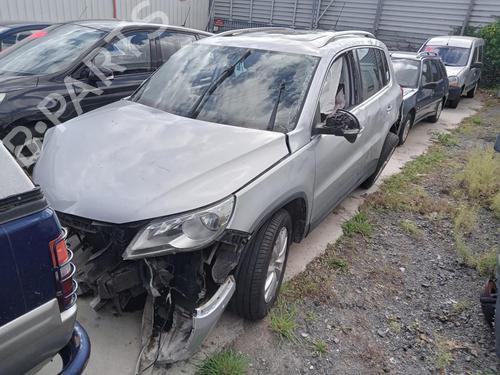 Warning switch VW TIGUAN (5N_) 2.0 TDI | BP27024721I22 - Image 4