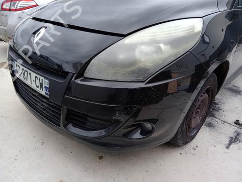 Foran kofangere RENAULT SCÉNIC III (JZ0/1_) 1.5 dCi (110 hp) 32135283
