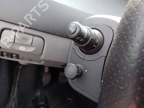 Used Switch Switch RENAULT SCÉNIC II (JM0/1_) [2003-2010] 33545935 33545935