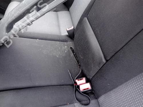 Used Seat buckle VW GOLF IV (1J1) 1.9 TDI (90 hp) 32132971