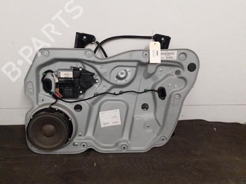 Rudehejsemekanisme Højre foran VW TOURAN (1T1, 1T2) 1.9 TDI (105 hp) 27020208