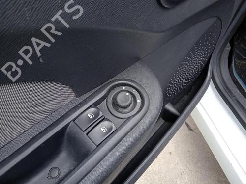 Used Left front window switch Left front window switch RENAULT TWINGO II (CN0_) 1.2 16V (CN04, CN0B) (75 hp) 26996249 26996249
