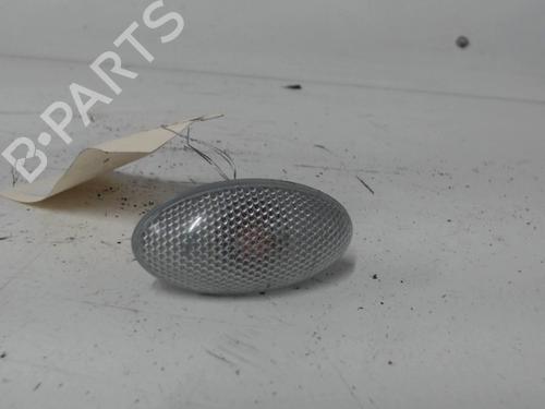 Used Left front indicator PEUGEOT 206 Hatchback (2A/C) 1.1 i (60 hp) 32172764