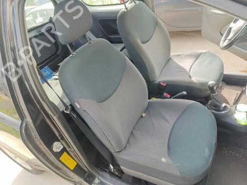 Used Right front seat Right front seat TOYOTA YARIS (_P1_) [1999-2005] 36437818 36437818