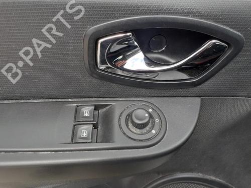 Used Left front window switch RENAULT CLIO IV (BH_) 1.5 dCi 75 (75 hp) 26988005