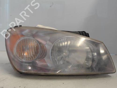 Right headlight KIA CERATO I Hatchback (LD) 1.5 CRDi | BP26998429C29 