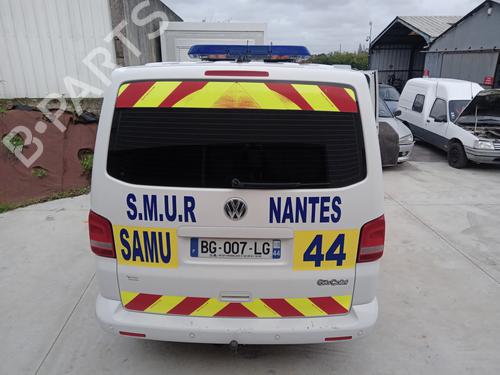 Brazo limpia trasero VW TRANSPORTER T5 Bus (7HB, 7HJ, 7EB, 7EJ) 2.0 BiTDI (180 hp) 32368498