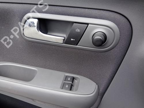 Left front window switch SEAT IBIZA III (6L1) 1.4 16V | BP26984973I27 