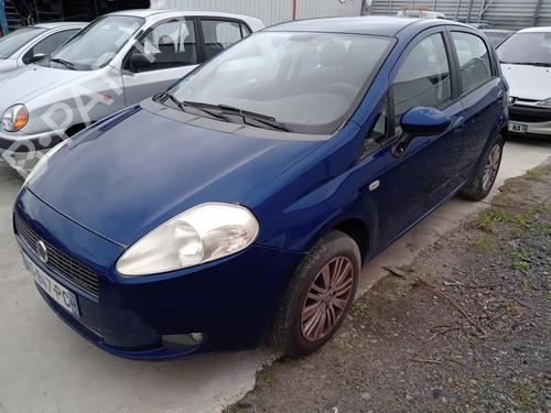 Used Left front fog light Left front fog light FIAT GRANDE PUNTO (199_) 1.9 D Multijet (130 hp) 26996532 26996532