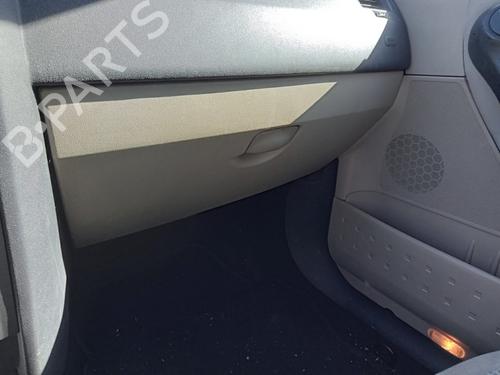 Handskerum Handskerum RENAULT MEGANE II Estate (KM0/1_) 1.5 dCi (KM16, KM1E) (106 hp) 33546212 33546212