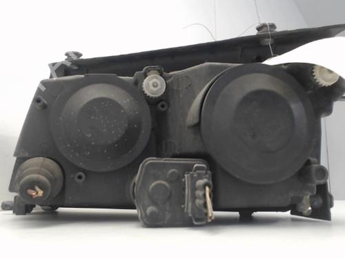 Right headlight VW PASSAT B5 (3B2) 1.9 TDI | BP26991838C29 