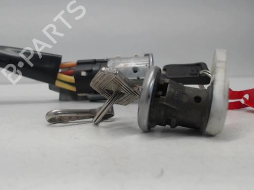 Used Ignition barrel RENAULT SUPER 5 (B/C40_) 1.4 Cat (B/C/407) (58 hp) 27004504