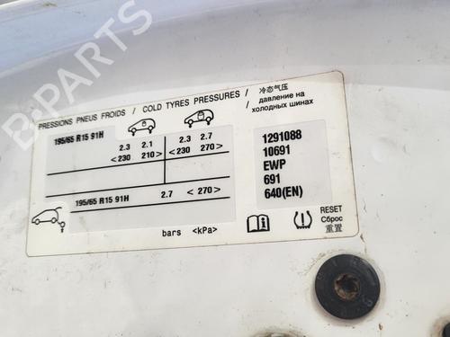 Right front fenders CITROËN C4 II (NC_) 1.6 HDi 115 | BP27003357C42 