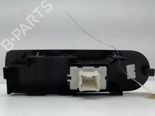 Right front window switch RENAULT CLIO IV (BH_) 1.5 dCi 75 | BP26991983I26 