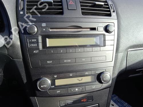 Used Radio TOYOTA AVENSIS Estate (_T27_) 2.0 D-4D (ADT270_, ADT270R) (126 hp) 30712457