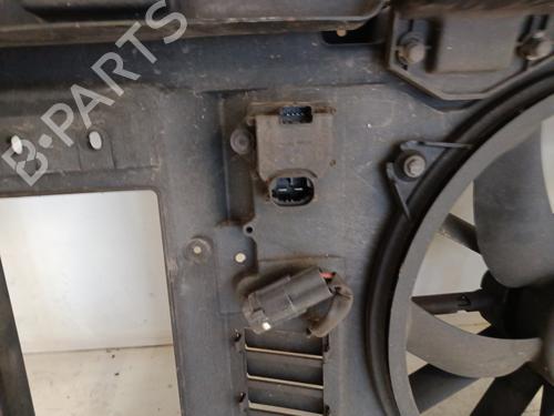 Used Radiator fan Radiator fan PEUGEOT 5008 (0U_, 0E_) 1.6 HDi (110 hp) 33848641 33848641