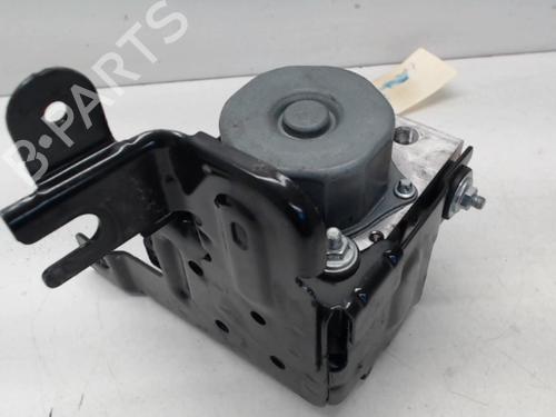 Abs pomp PEUGEOT 308 II (LB_, LP_, LW_, LH_, L3_) 1.6 BlueHDi 120 (120 hp) 26988480