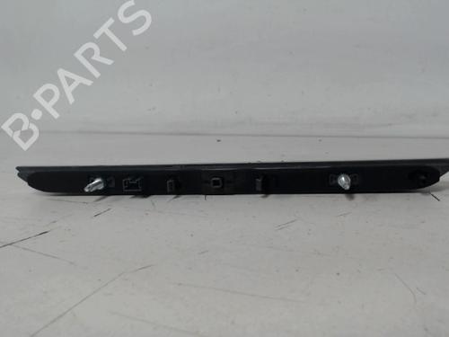 third-brake-light-peugeot-2008-i-cu_-2013-32264725 main image