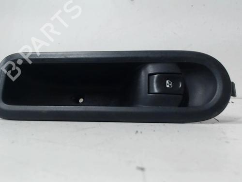 Used Right front window switch RENAULT CLIO III (BR0/1, CR0/1) 1.5 dCi (BR17, CR17) (86 hp) 30689831