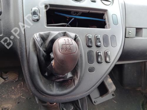 Used Gear lever MERCEDES-BENZ VITO Van (W638) 112 CDI 2.2 (638.094) (122 hp) 27023110
