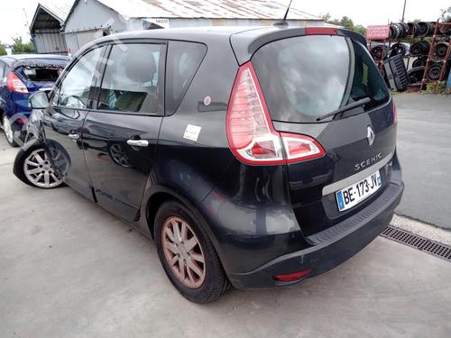 Used Left tailgate light RENAULT SCÉNIC III (JZ0/1_) 1.9 dCi (JZ0J, JZ1J, JZ1K, JZ1S) (131 hp) 26981401