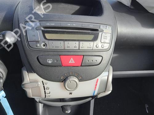 Bilradio CITROËN C1 (PM_, PN_) 1.0 (68 hp) 30650816
