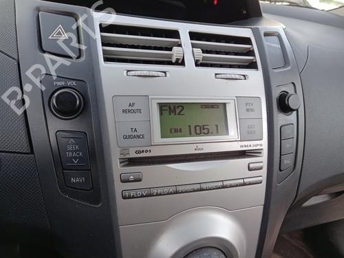 Used Radio Radio TOYOTA YARIS (_P9_) 1.4 D-4D (NLP90_, NLP90R) (90 hp) 32777331 32777331