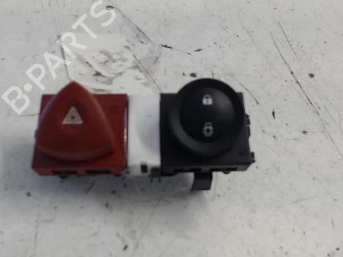 Used Warning switch RENAULT MEGANE II (BM0/1_, CM0/1_) 1.5 dCi (BM1E, CM1E) (106 hp) 27001964
