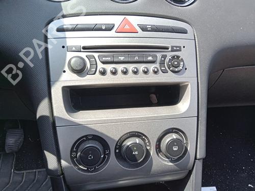 Used Radio PEUGEOT 308 I (4A_, 4C_) 1.6 HDi (109 hp) 27016615