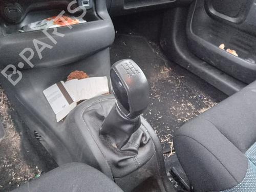 Used Gear lever CITROËN C4 CACTUS 1.6 BlueHDi 100 (99 hp) 30458216