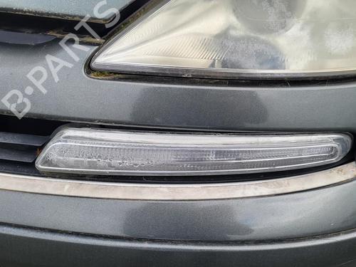 Venstre posisjonslys PEUGEOT 807 (EB_) 2.2 HDi (163 hp) 26983103