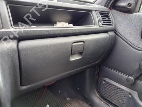 Dashboardkastje FORD FIESTA III (GFJ) 1.1 (50 hp) 32116400