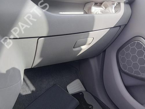 Used Glove box RENAULT ZOE (BFM_) ZOE (88 hp) 26993489
