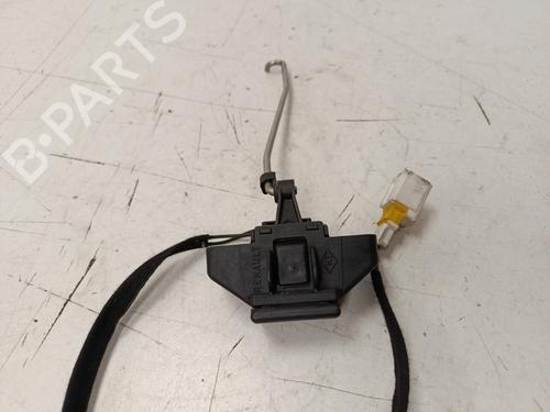 Bagklap lås Bagklap lås RENAULT CLIO II (BB_, CB_) 1.5 dCi (B/CB07) (65 hp) 33831563 33831563
