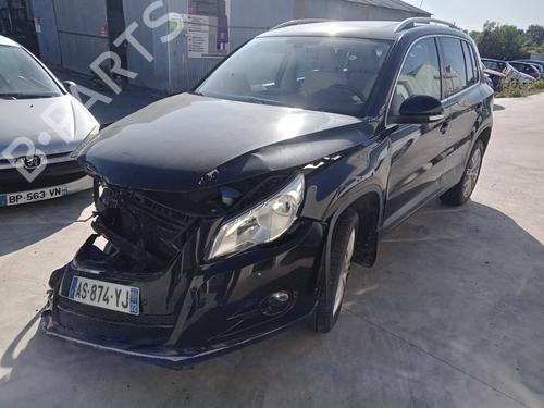 Used Left front brake caliper VW TIGUAN (5N_) 2.0 TDI (140 hp) 26984723