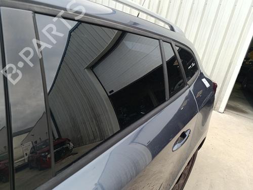 Dør rude ventre bagtil Dør rude ventre bagtil RENAULT MEGANE III Grandtour (KZ0/1) 1.5 dCi (KZ09, KZ0D, KZ1G, KZ29, KZ14, KZ1W, KZ10, KZ1F,... (110 hp) 39583631 39583631